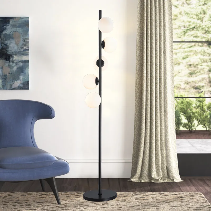 Moderne Stehlampe